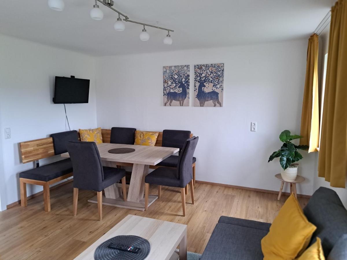 Ferienwohnung Wallersee Ноймаркт-ам-Валлерзе Экстерьер фото